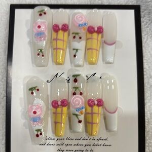 Press on nail Colorful Nail Art Set with Candy and Cherry Designs